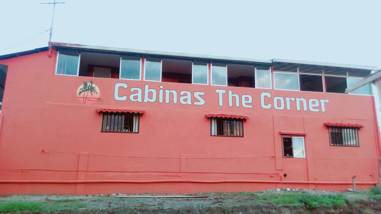 Cabinas The Corner Hotel Golfito Ngoại thất bức ảnh